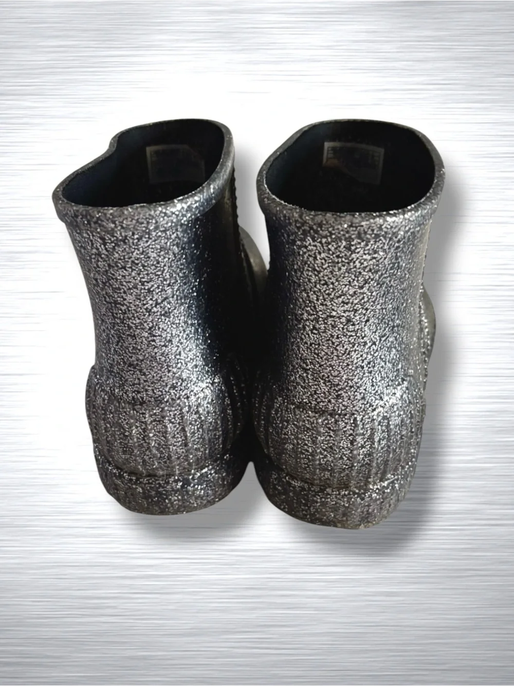 UGG Girls Snow Boots ❄️ Silver Glitter Waterproof Size 4 Like New